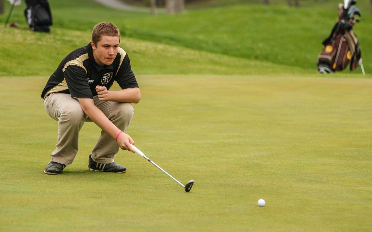 Senior+Cody+Pingleton+Leads+the+Knights+in+Golf+and+Roller+Hockey