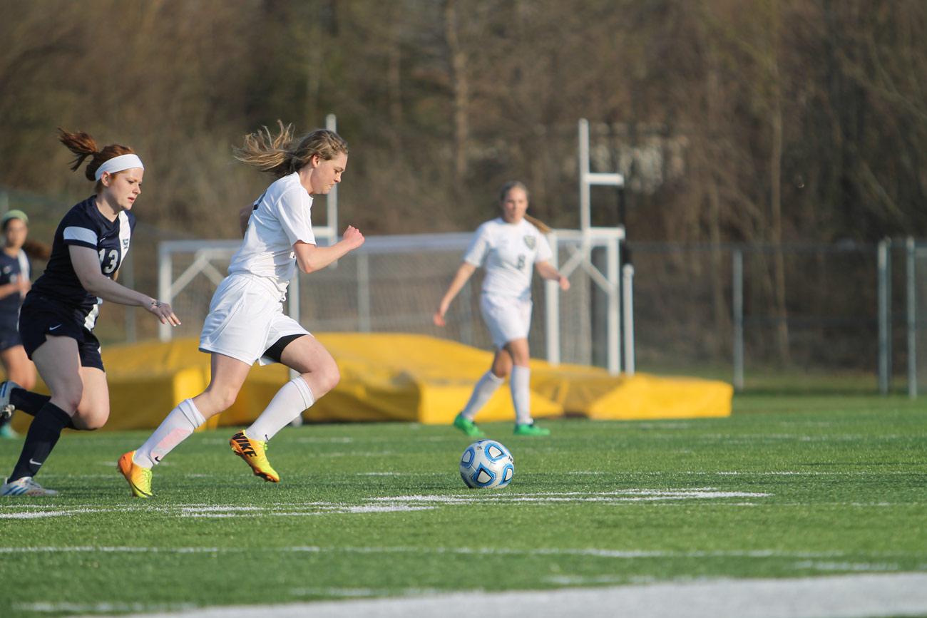 Varsity Girls Soccer Lose to Rival Howell