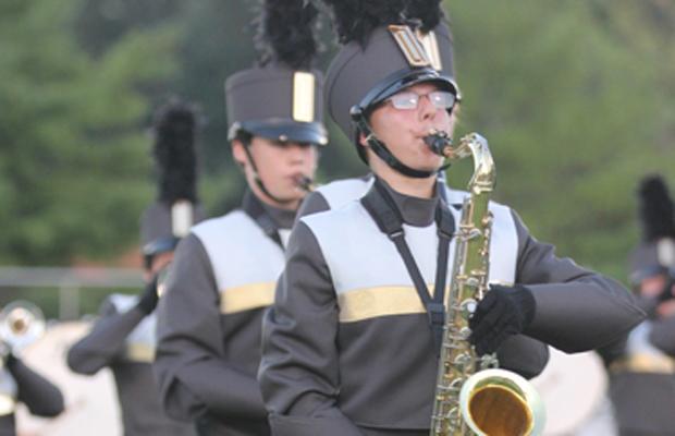FHN Marching Band Performs FHSD Preview 