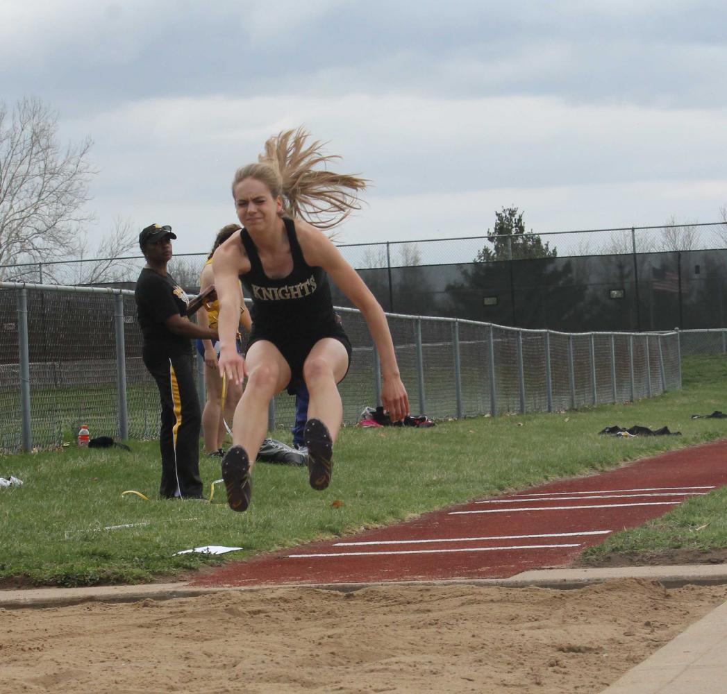 4-2 Knight Relays [Photo Gallery]