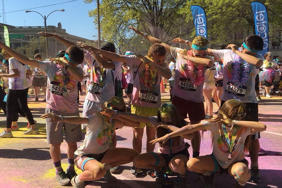 Sophomores Sam Cary, Hannah Degraw and Mackenzie Pugh with seniors Andrew Santel, Adam Quigley, Brenden Mollett, Josh Fajardo and Drew Lanig, ran in the 2016 Color Run. (photo submitted)