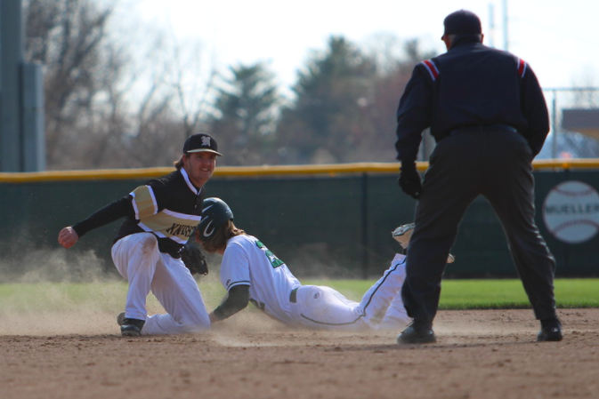 4-16 Varsity Baseball vs Pattonville [Photo Gallery]
