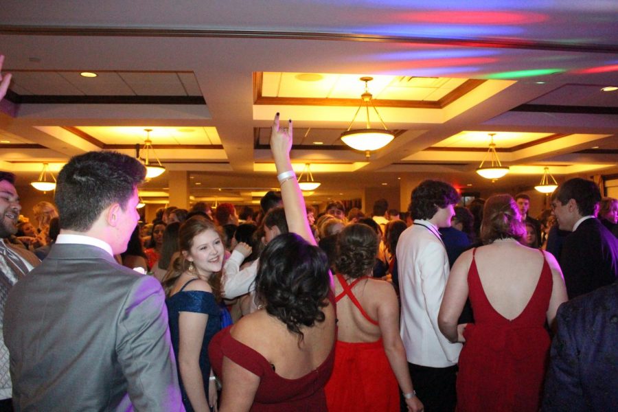Prom Ends the School Year with a Big Bang