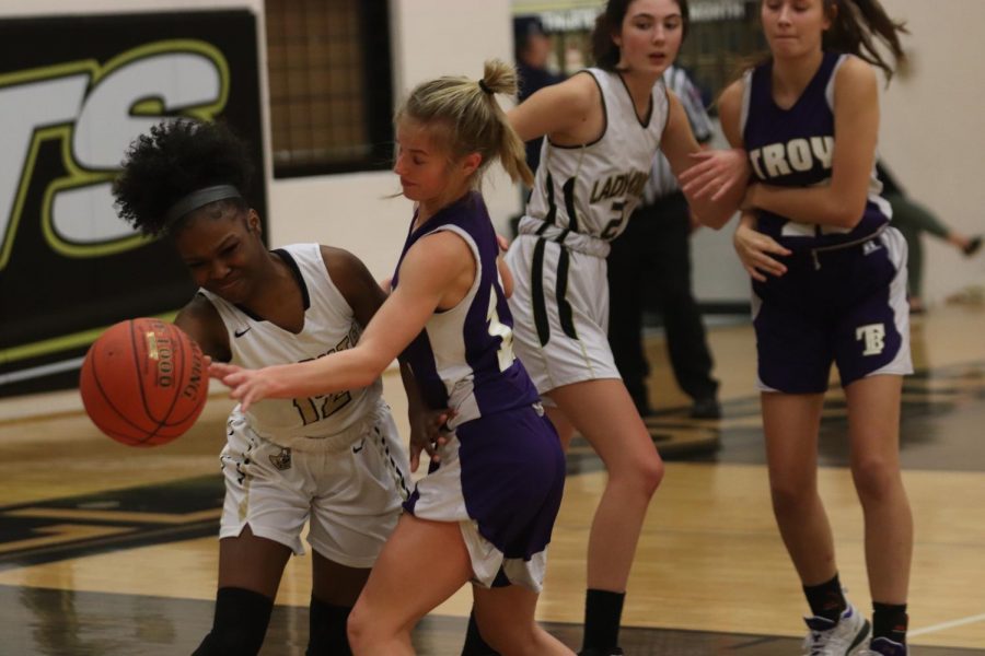 JV Girls Basketball Loses to Troy [Photo Gallery]