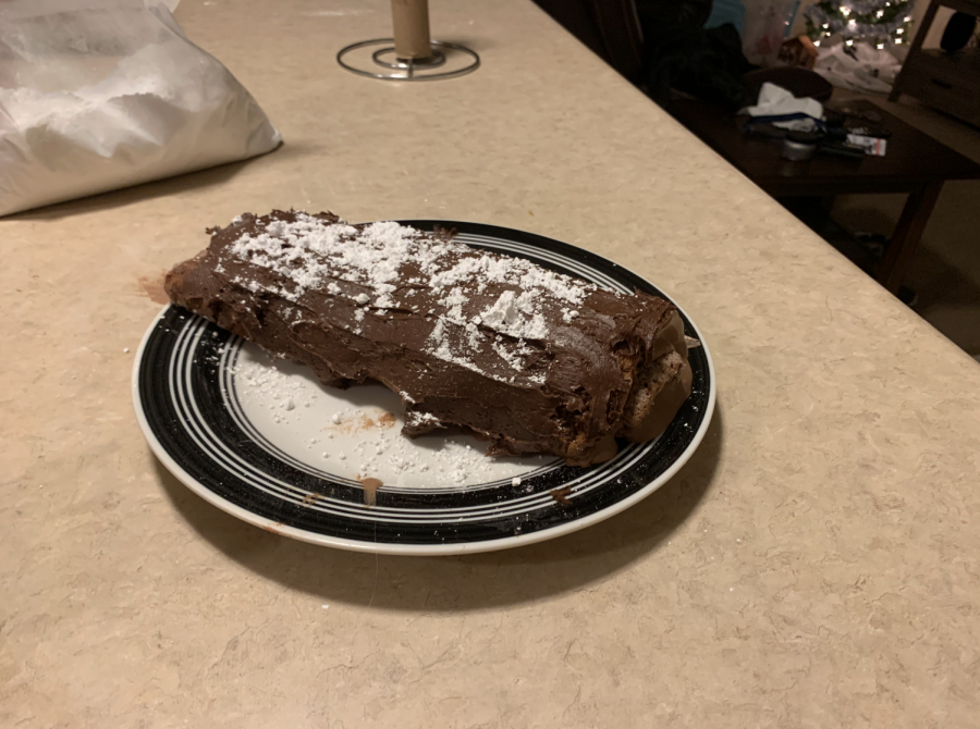 Yule Love This Holiday Recipe: How To Make a French Yule Log Cake