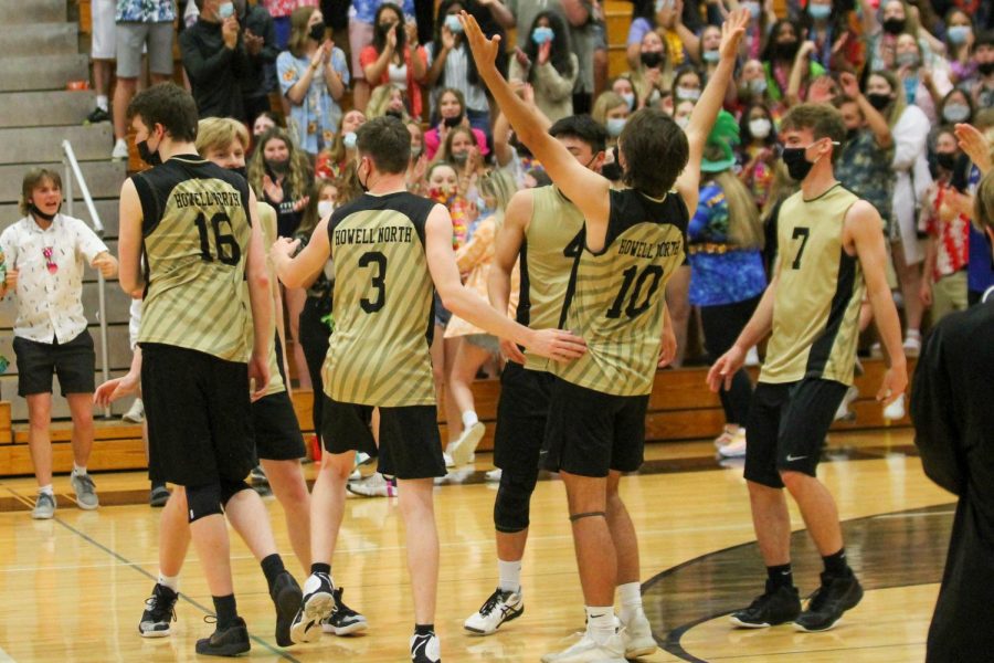 Varsity Boys Volleyball Brings the Heat against Parkway South [Photo Gallery]