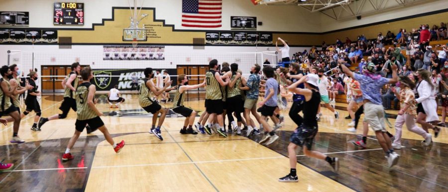 Boys Volleyball Takes the District Championship in a Sweep vs. Vianney [Photo Gallery]