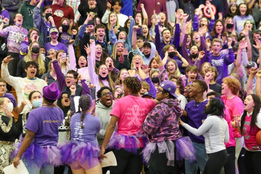 FHN Holds First In-Person Snowcoming Pep Assembly Since 2020 [Photo Gallery]