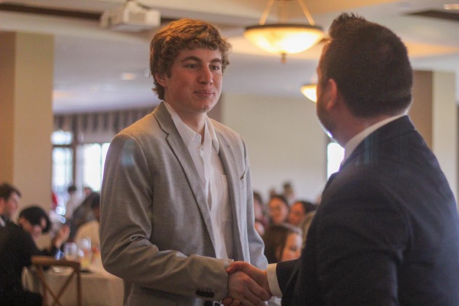 Seniors Attend The 4.0 Luncheon [Photo Gallery]