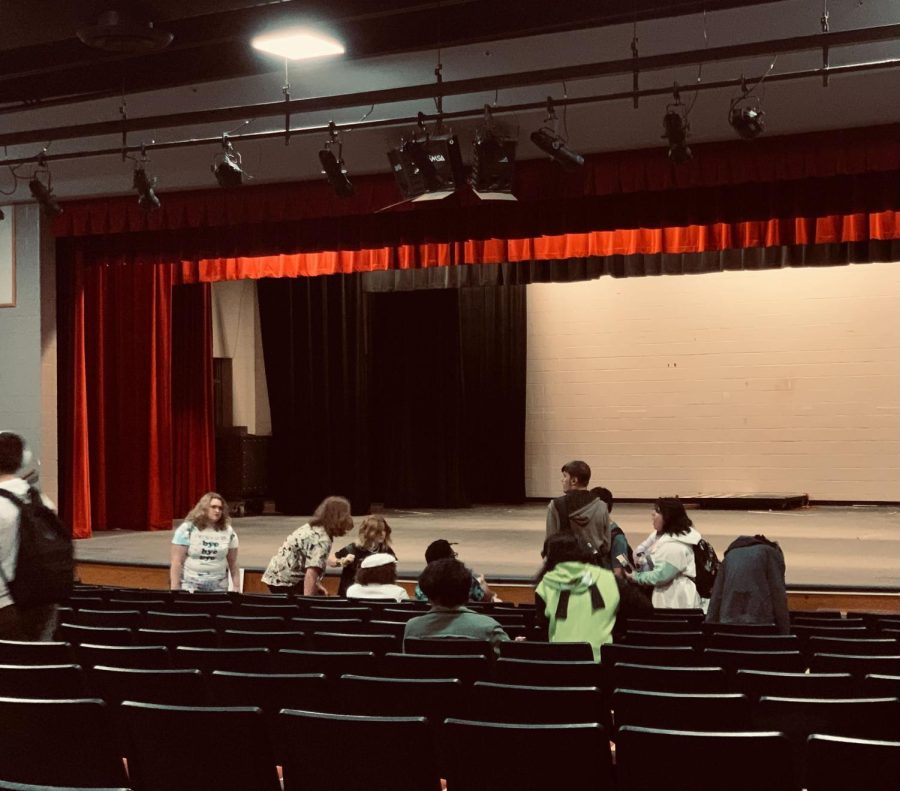 The Drama Club has their first meeting in the auditorium.