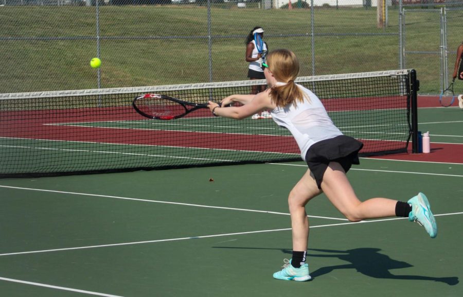 Varsity Girls Tennis falls to Fort Zumwalt North