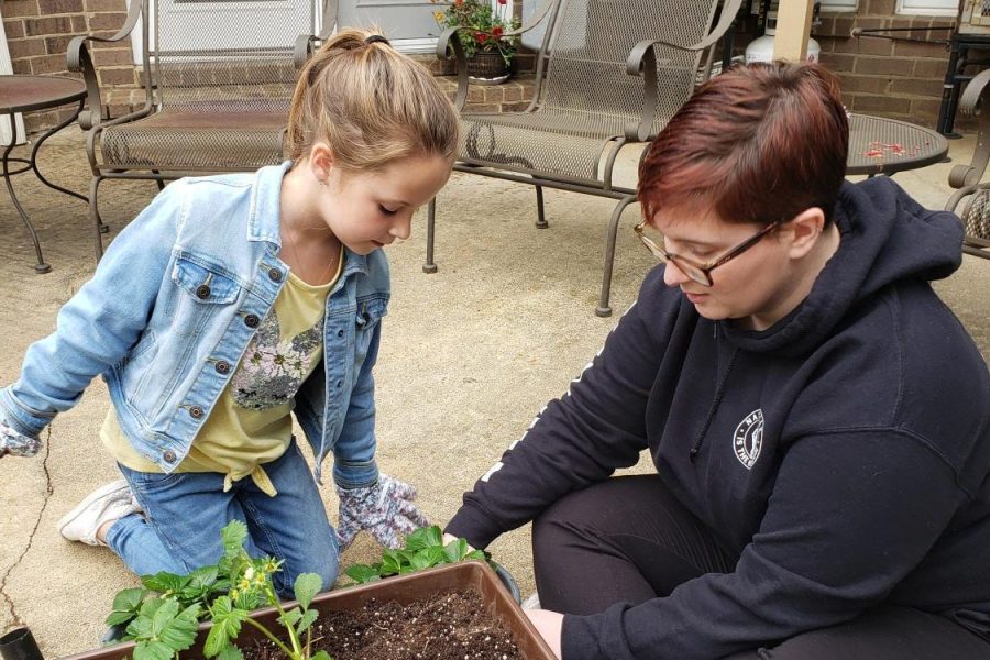 Ashley Seiss has been gardening since 2020. Her garden is located on her apartment porch. Her favorite part about gardening is being able to produce something that’s nourishing. 