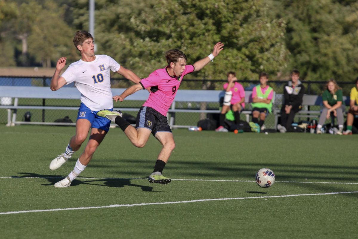 Boys Varsity Soccer Takes a Loss Against FHHS [Photo Gallery]