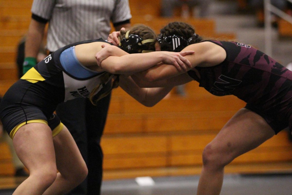 Wrestling Competes in the First Match of the Season [Photo Gallery]