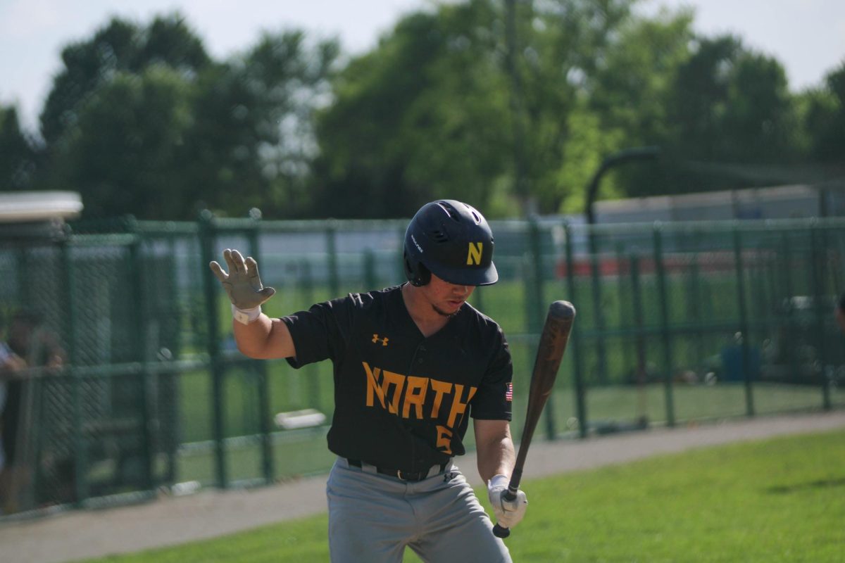 FHN Varsity Baseball Falls to FZE [Photo Gallery]