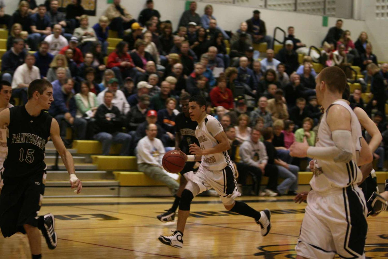 2/25 Varsity Boy's Basketball Districts v. FZN Photo Gallery