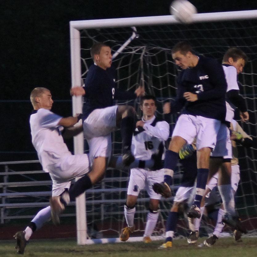 [Photo Gallery] 10-18 Varsity Soccer vs FHC