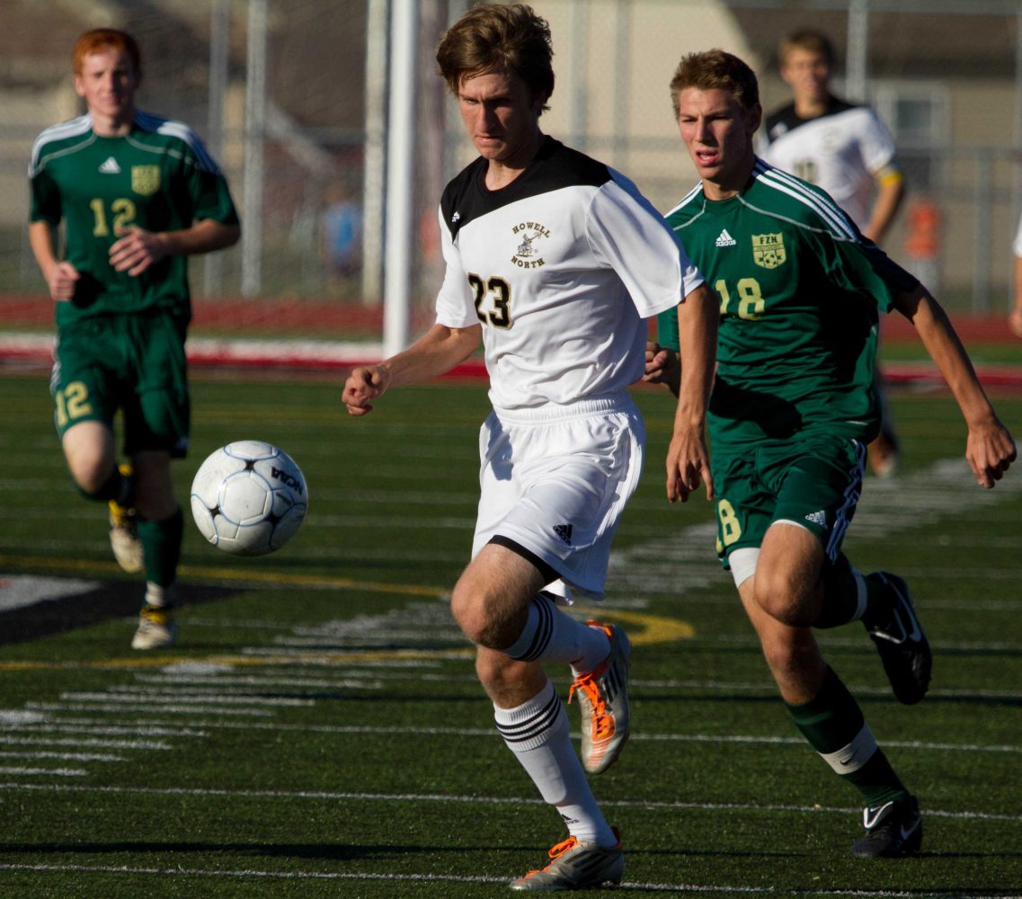 [Photo Gallery] 10-31 Varsity Soccer vs FZN