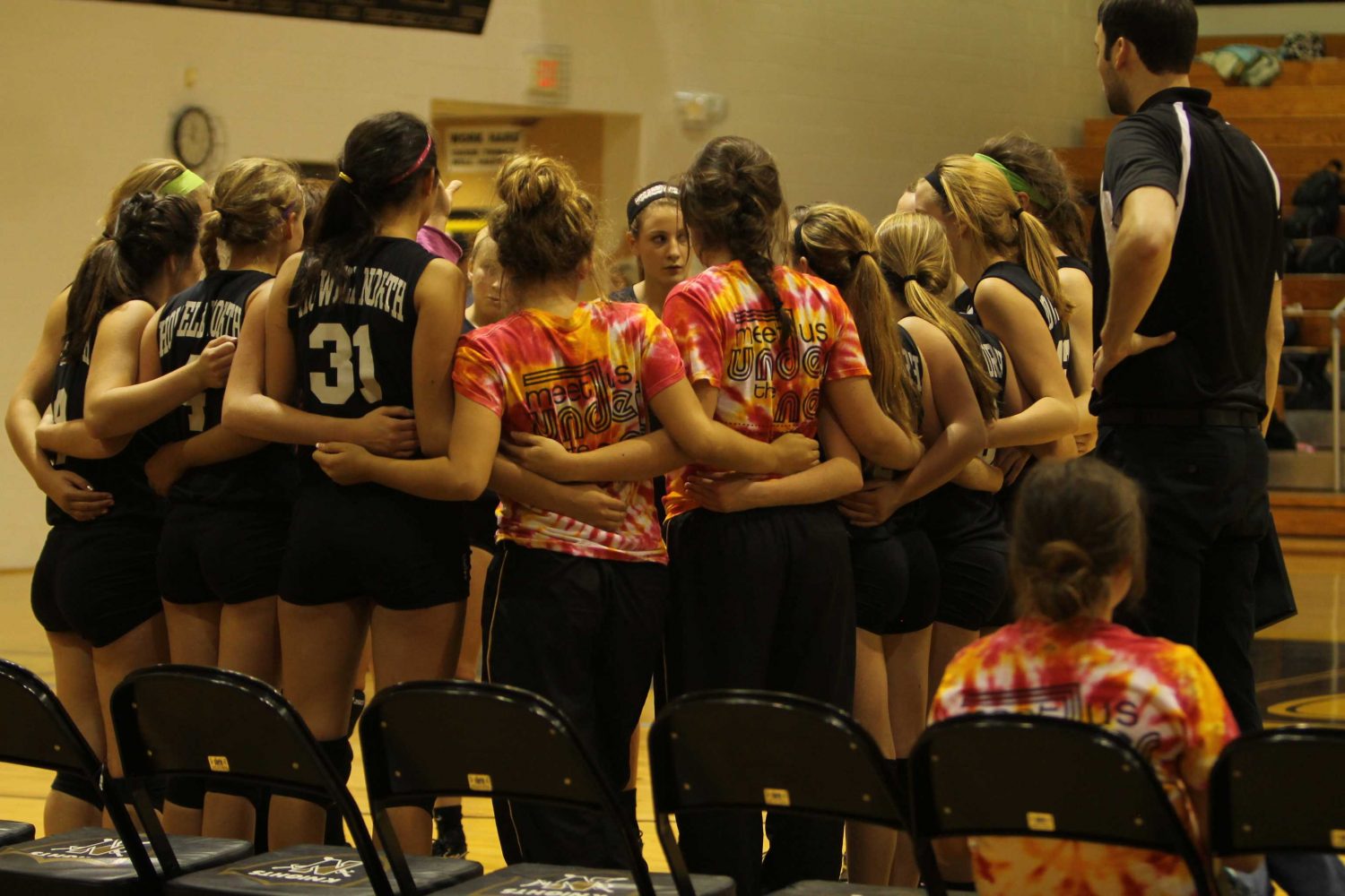 9-19 Varsity Volleyball [Photo Gallery]