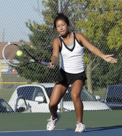 Takenakas Dominate Tennis Court