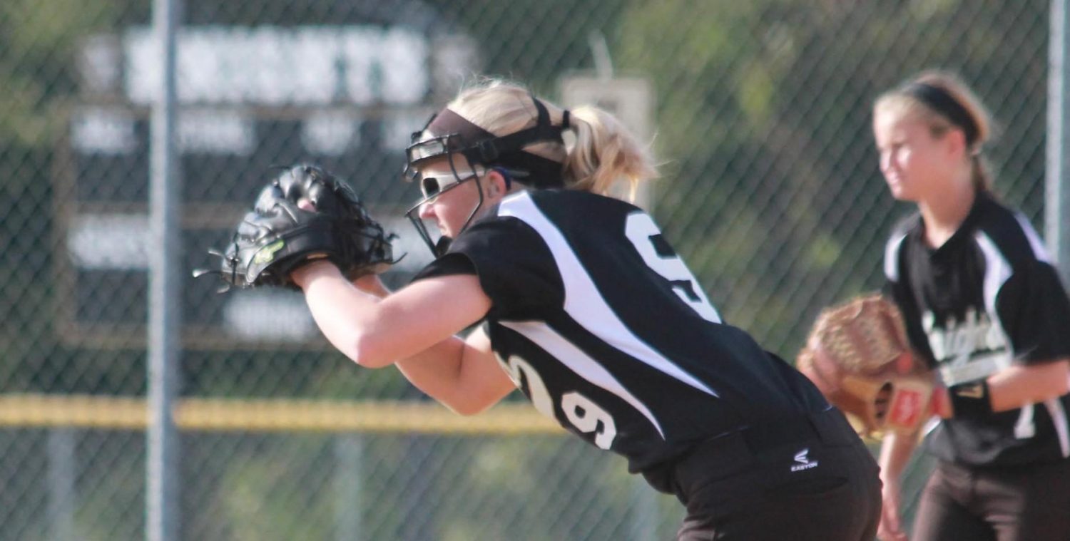 Senior Erin Weaver Throws No Hitter