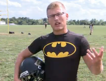 Deaf football player inspiring FHN teammates (KSDK)