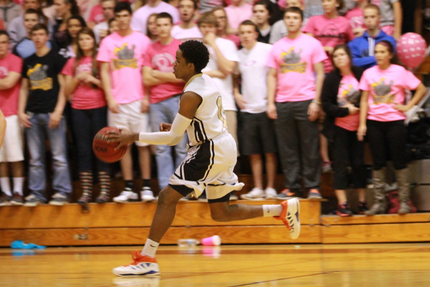 Varsity Boys Basketball Play in 6th Annual Pink Ribbon Game