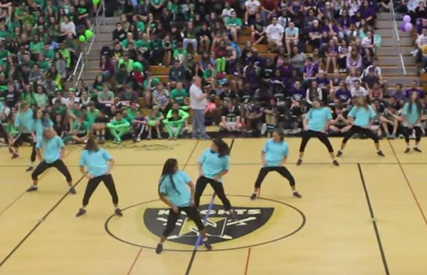 FHN Knightline 2015 Fall Pep Assembly Performance [Video]