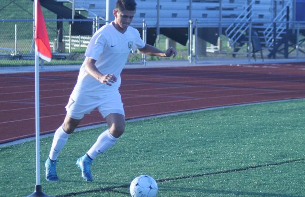 9-10 Varsity Boys Soccer vs. FHC [Photo Gallery]