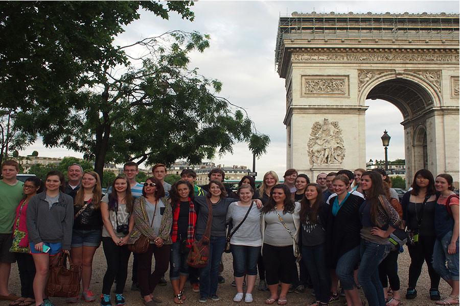 French Club Plans Trip to France