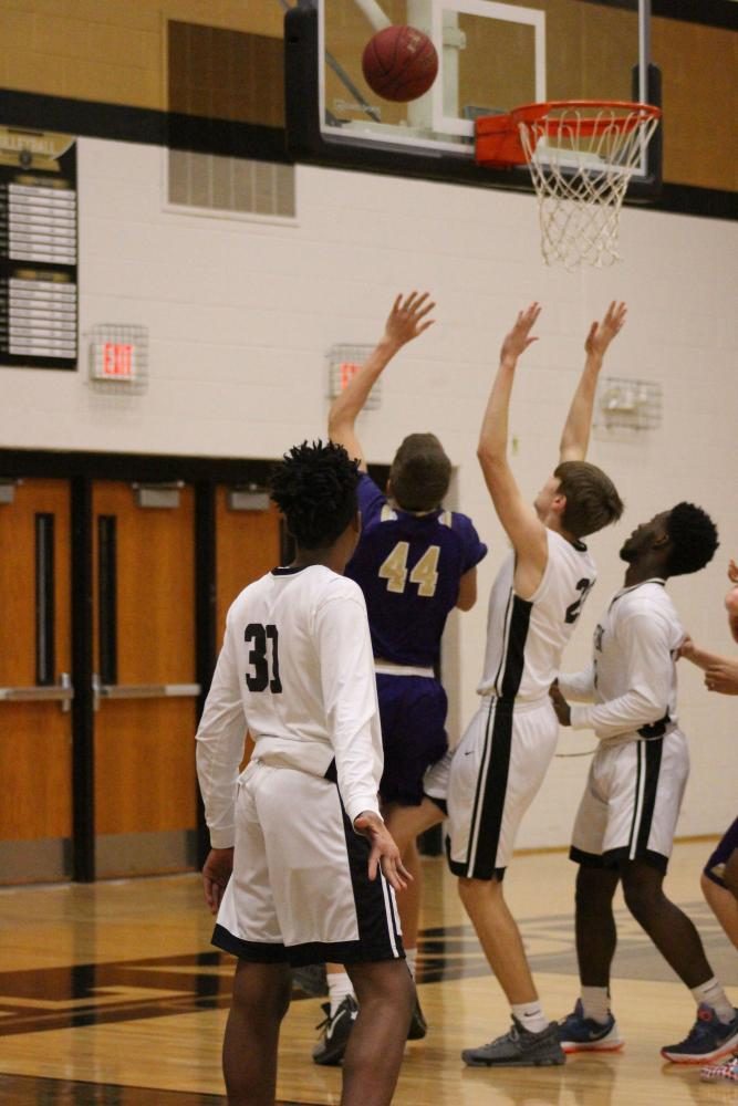 1-10 JV Boys Basketball vs Troy [Photo Gallery]