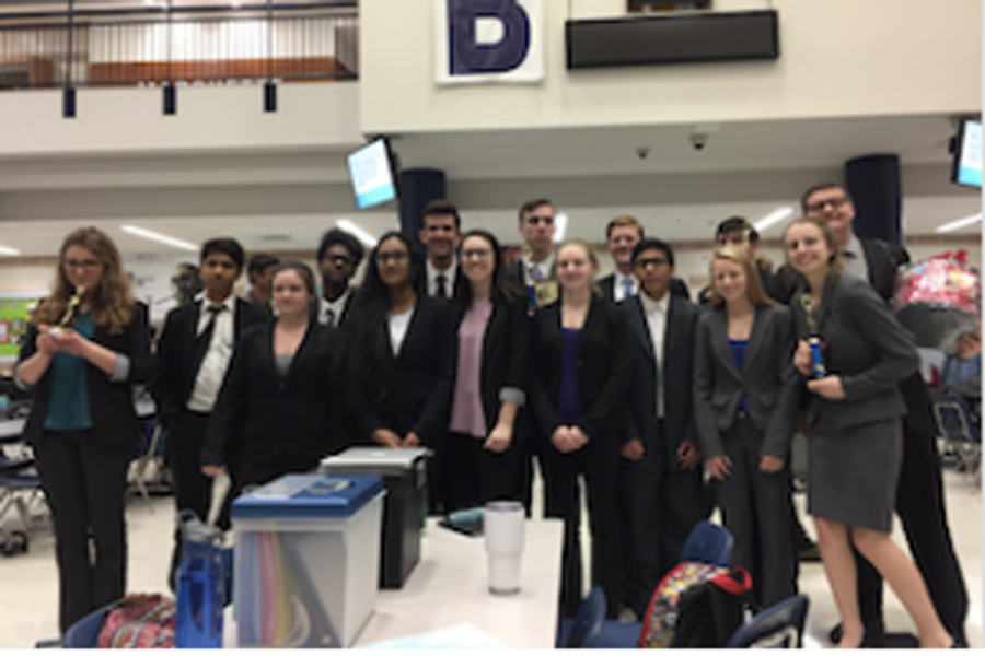 Speech and Debate Prepares for Regional Tournament