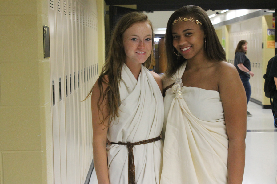 Senior togas shop