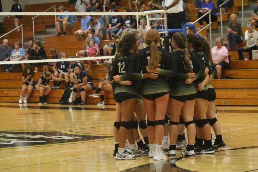 9-11 Varsity Girls Volleyball vs Holt [Photo Gallery]