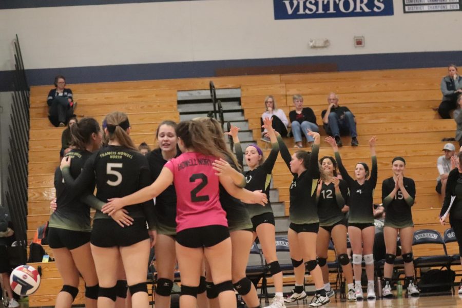 10-23 Varsity Girls Volleyball vs St. Dominic [Photo Gallery]