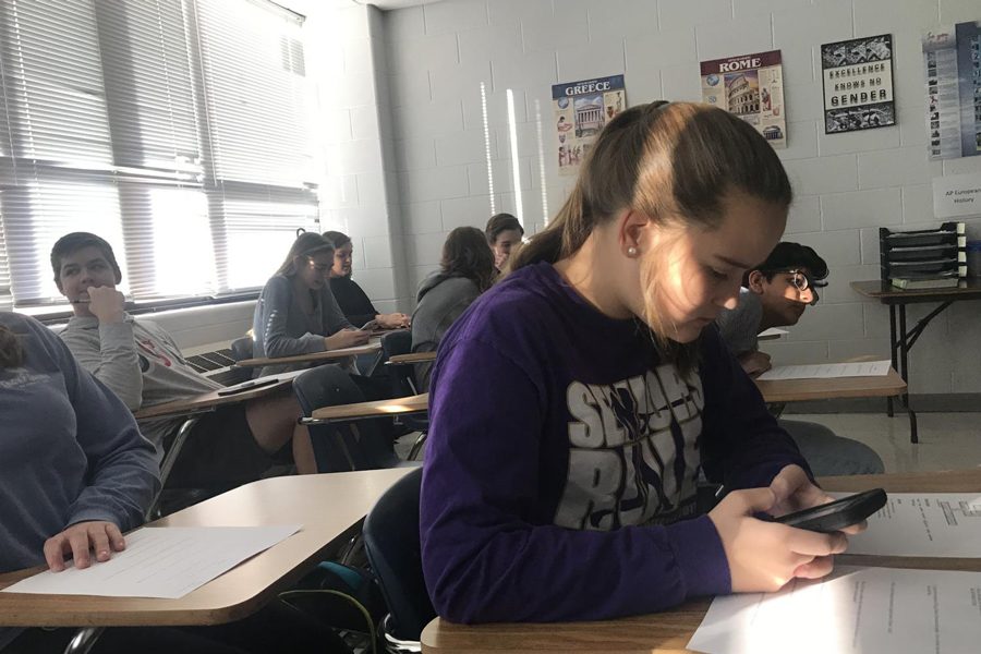 Sophomores sit in Zachary Fettig's AP European History class. Sophomores now have the option between an AP History class and a regular history class.