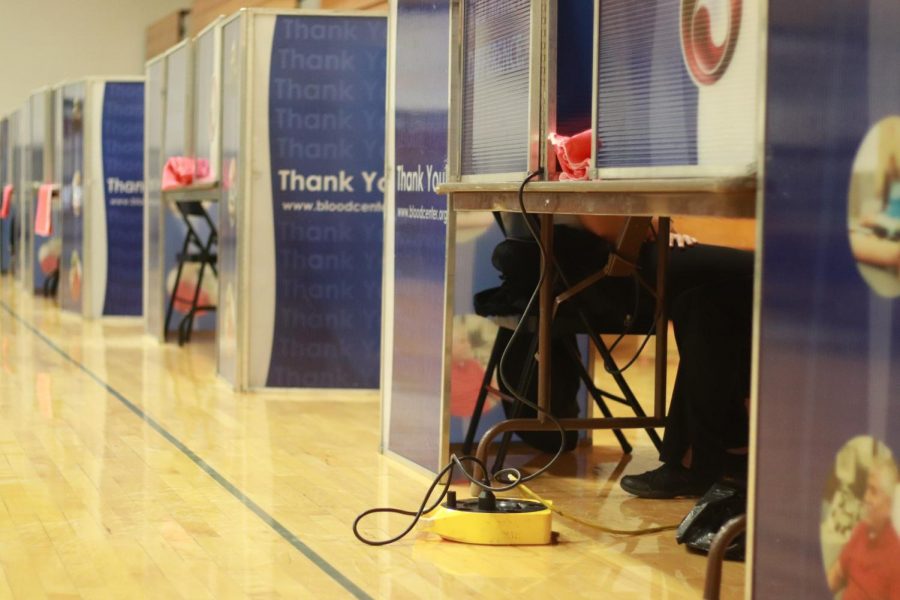 Dividers stand up to ensure student privacy as they have their finger pricked and their blood tested. The small drop of blood determines if you have enough iron or any diseases. It also counts your hemoglobin to see whether it’s high enough to do a “double”. A double consists of donating double the amount of red blood cells while returning your plasma and platelets.