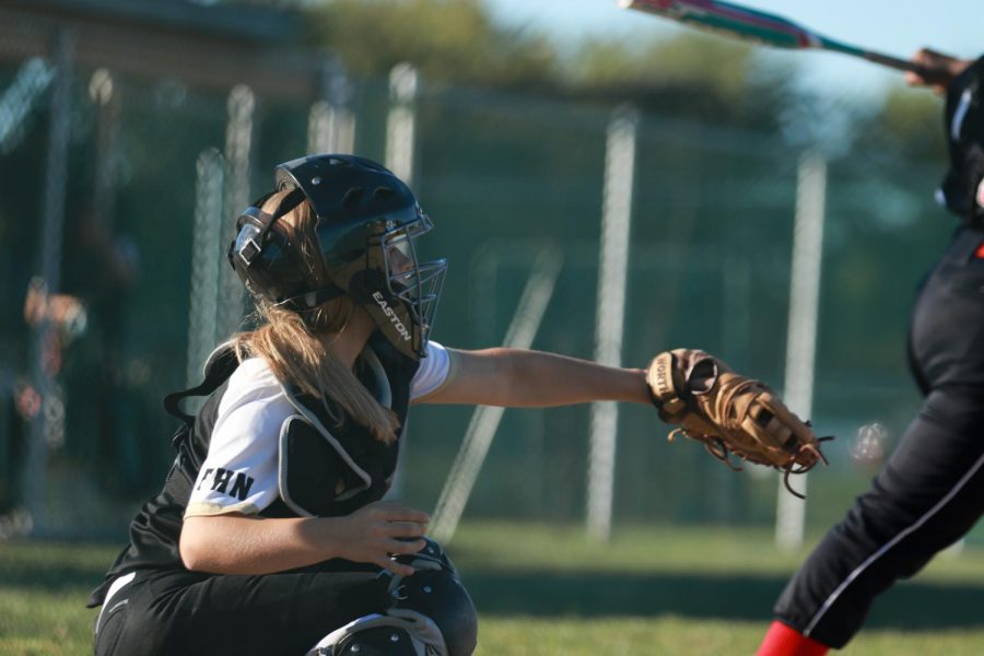 9-23 JV Softball vs Hazelwood West [Photo Gallery]