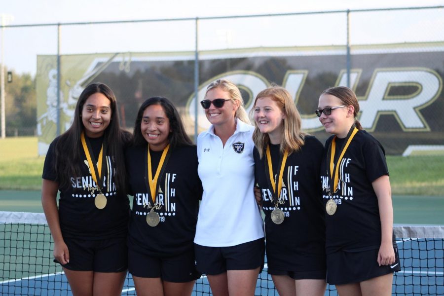 Girls Tennis Team Has A Small Amount of Seniors