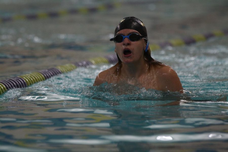 10-21 Boys Swim vs Washington High and Alton High [Photo Gallery]