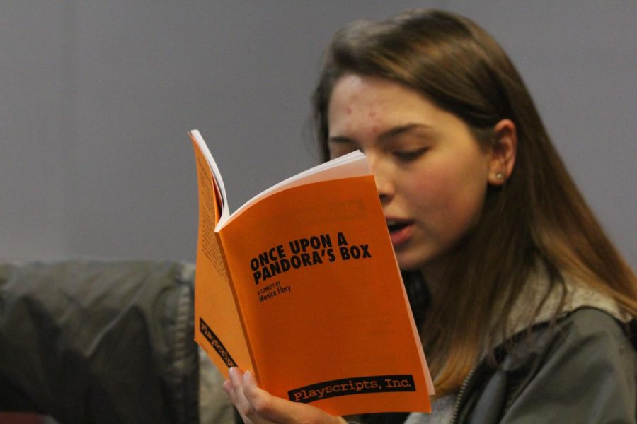 Senior Anjolina Blackwell reads from her script in preparation for the upcoming fall play. The show, Once Upon a Pandora’s Box, written by Monica Flory, will be performed by the FHN Masque Players on Nov. 21-23.  (Photo by Alayna Furch)