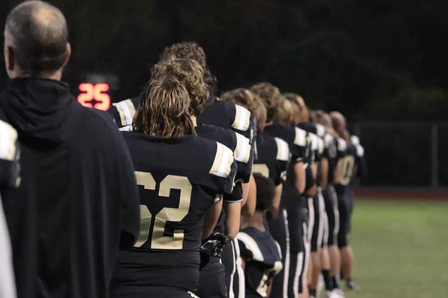 FHN Varsity Football v.s Washington High School [Photo Gallery]