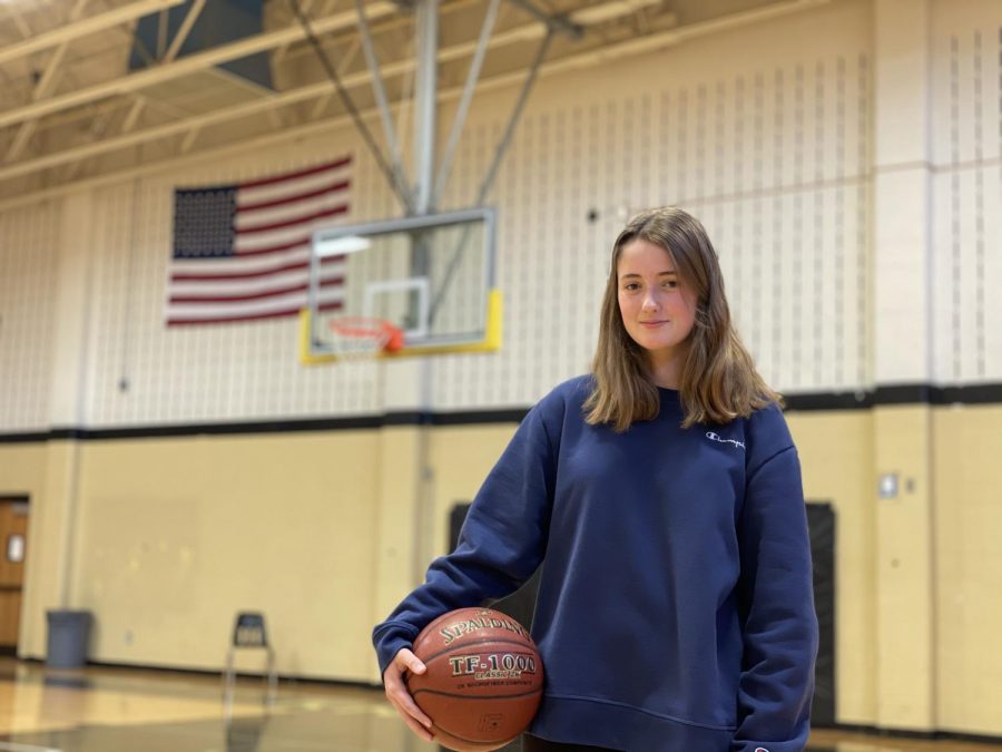 Sophomore Charlotte Bartels Began Playing Basketball