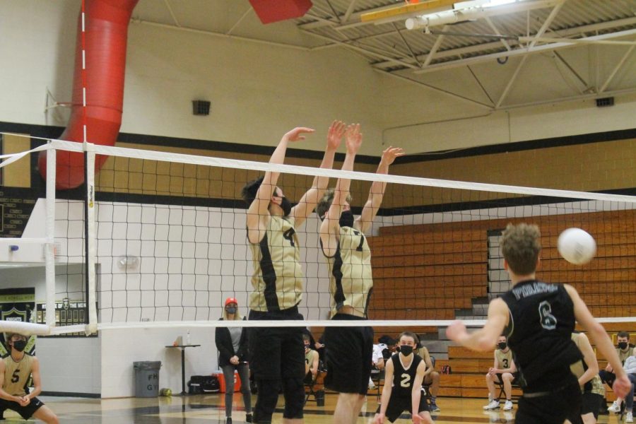 Boys Varsity Volleyball take on Pattonville Pirates [Photo Gallery]