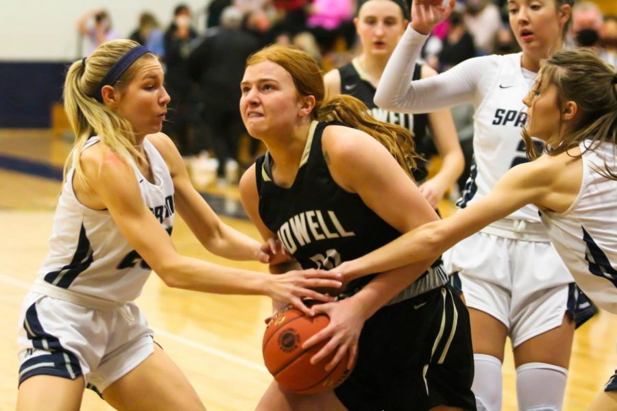 Girls Basketball Falls to FHC in their Final Game of the Season [Photo Gallery]