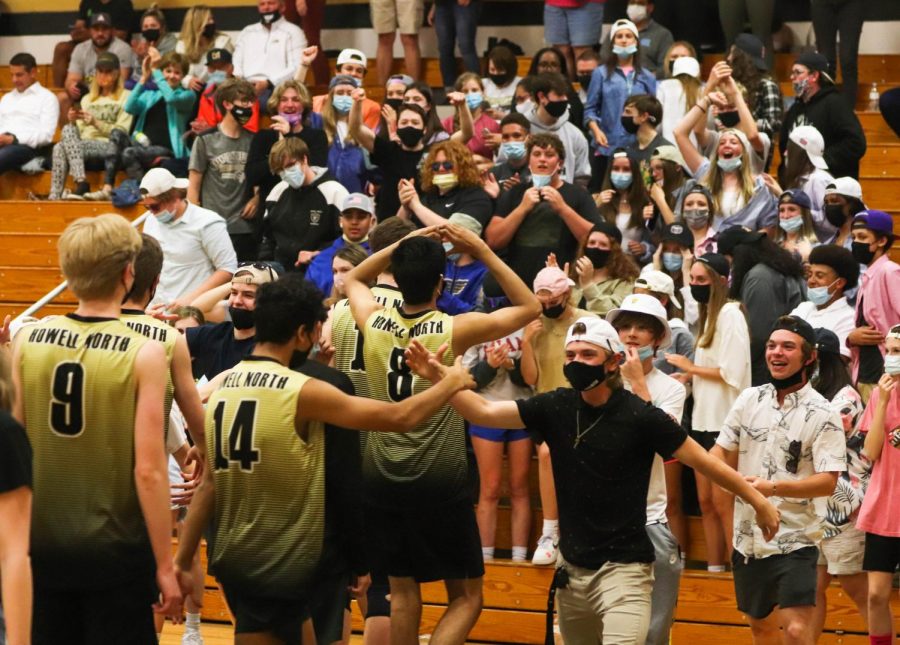 Varsity Boys Volleyball Brings the Heat against Parkway South [Photo Gallery]