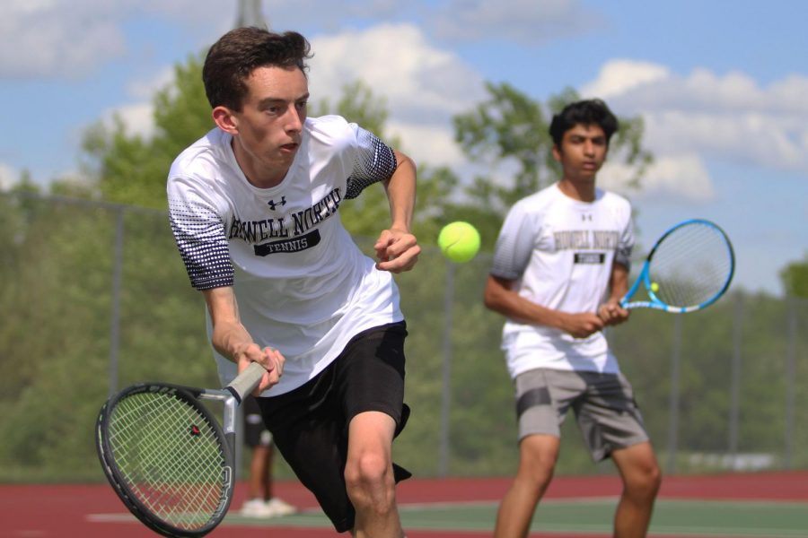 FHN Boys Tennis Defeats Fort Zumwalt West [Photo Gallery]