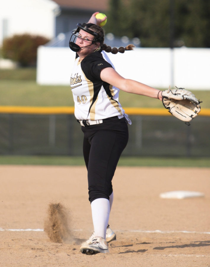 Girls Varsity Softball Team is on a Roll and Makes it to Districts