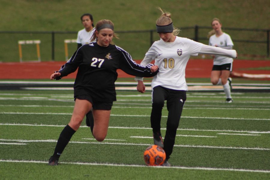 JV Girls Soccer Falls to FZE [Photo Gallery]