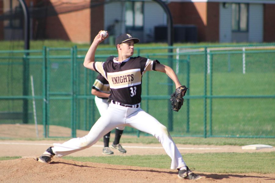 FHN JV Baseball Falls Short Against Fort Zumwalt East [Photo Gallery]